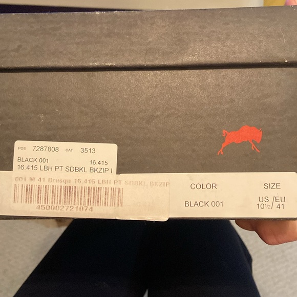 Brusque Black Leather Back Zip Ankle Boots - Picture 12 of 12